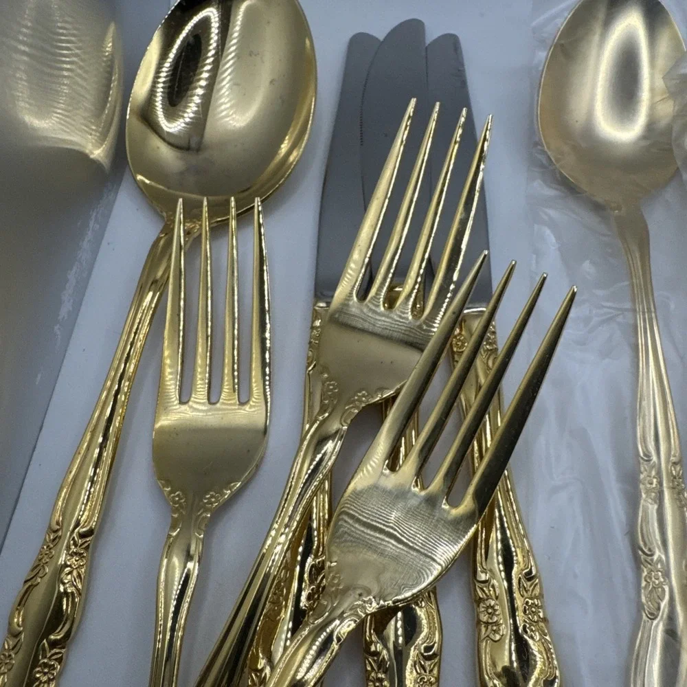 Oxford Hall Golden Collection Gold Rose‎ Flute Flatware Set - 23 Pieces